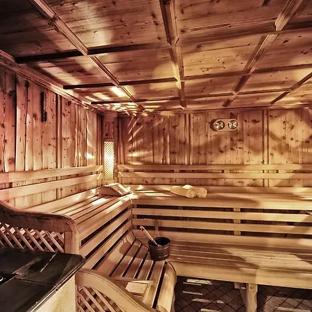 Отель Verwall 4*